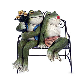 pure garden frog couple statue