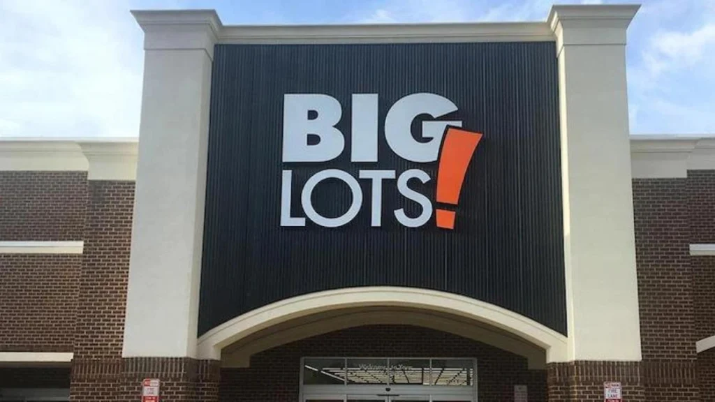 Front of Big Lots store